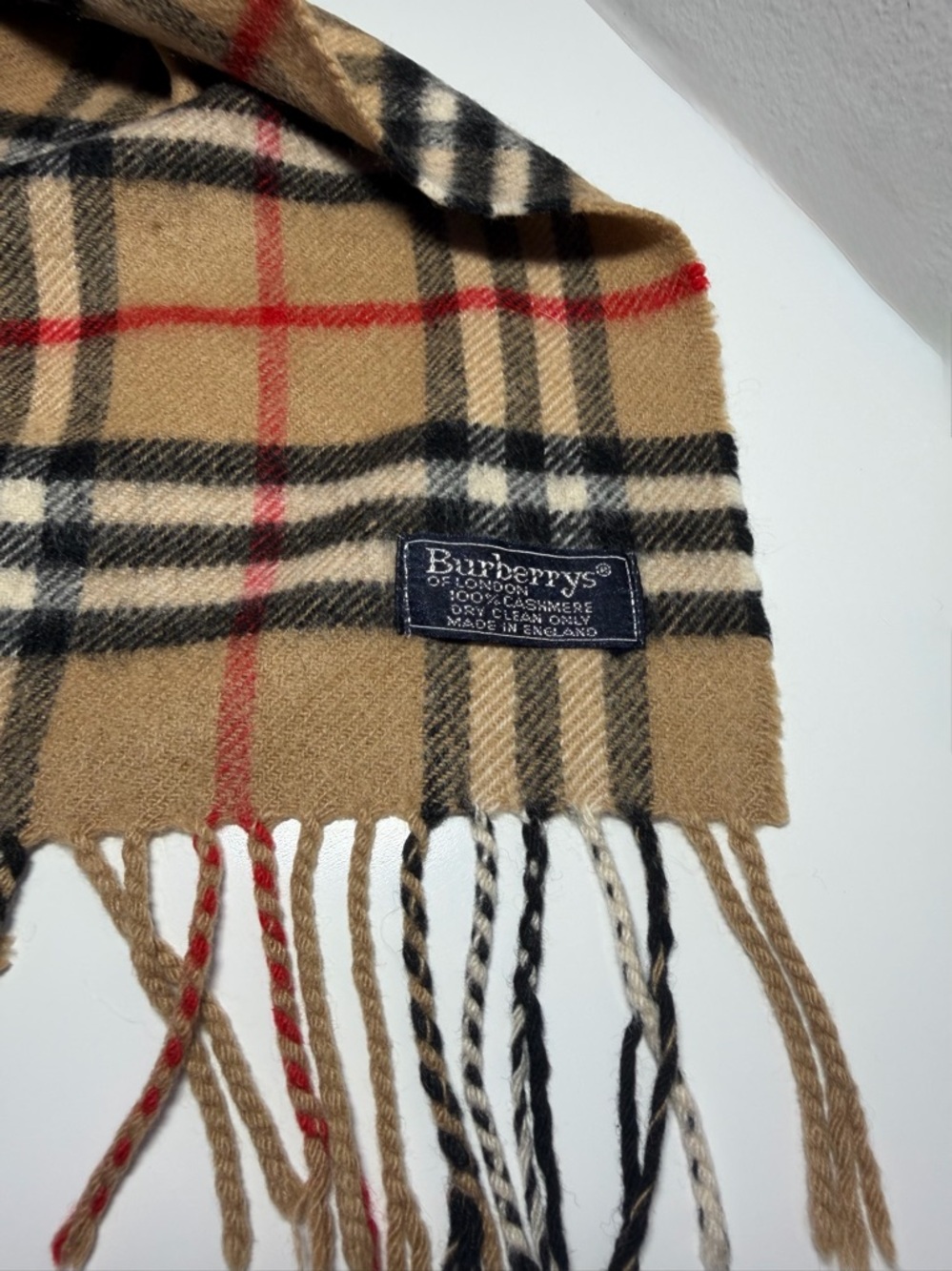 Burberrys of London Classic Check Cashmere Scarf in Beige, Black, Red - Picture 7 of 8